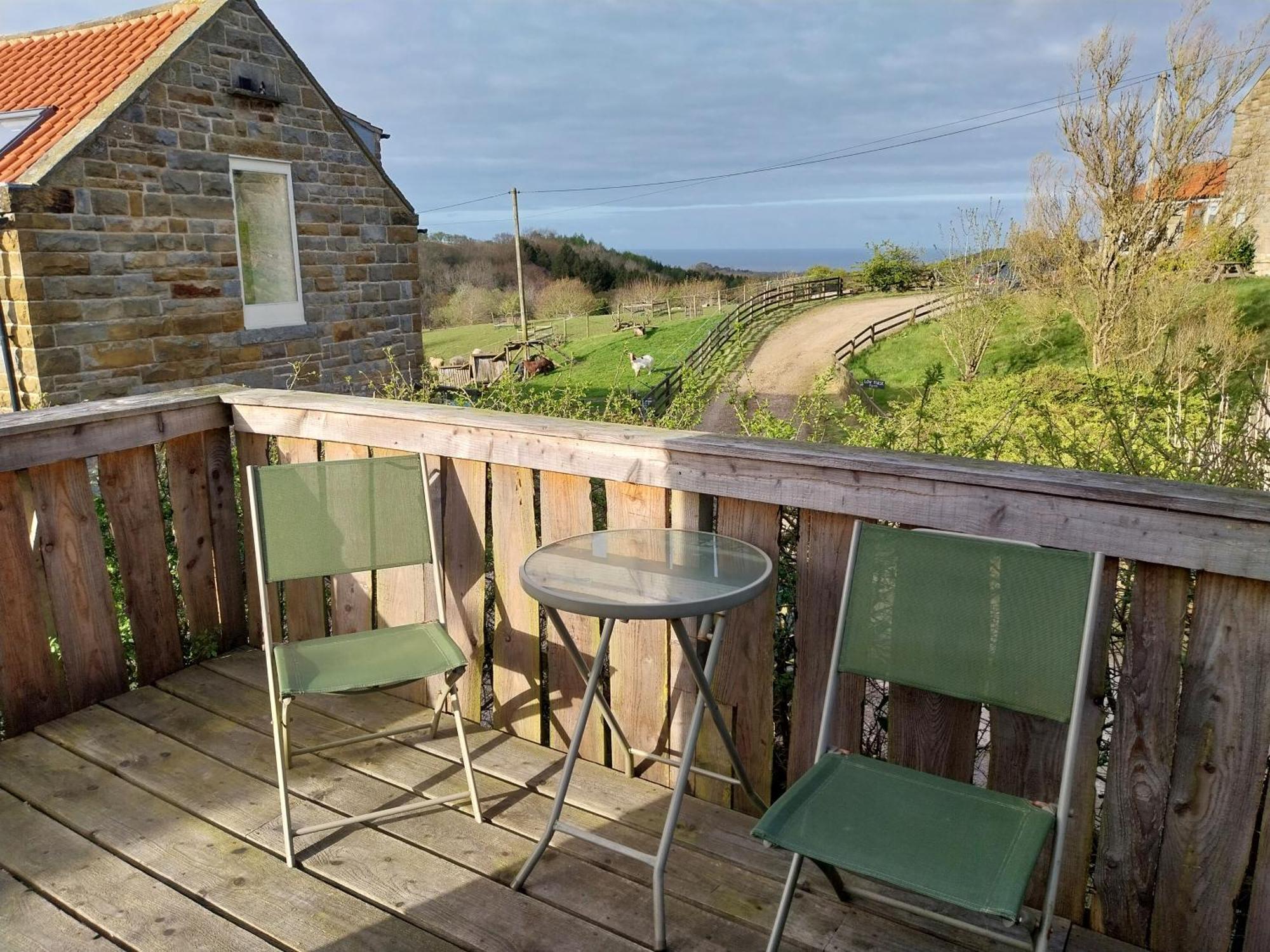 Meadowbeck - Shepherd Huts Fylingdales Luaran gambar